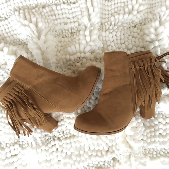 🧡HP🧡Fringe BOOTIES - Picture 2 of 8